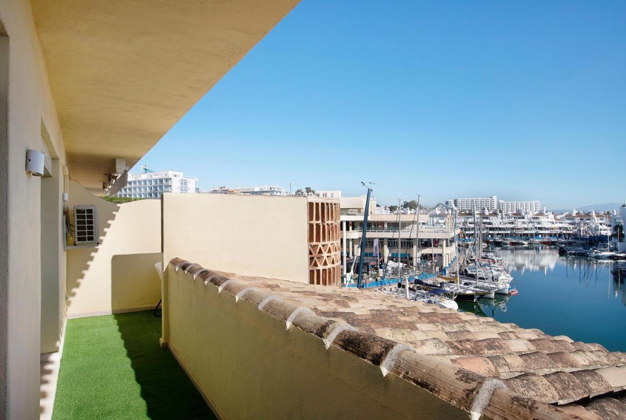 Luxury In Puerto Marina Apartment Benalmadena Bagian luar foto
