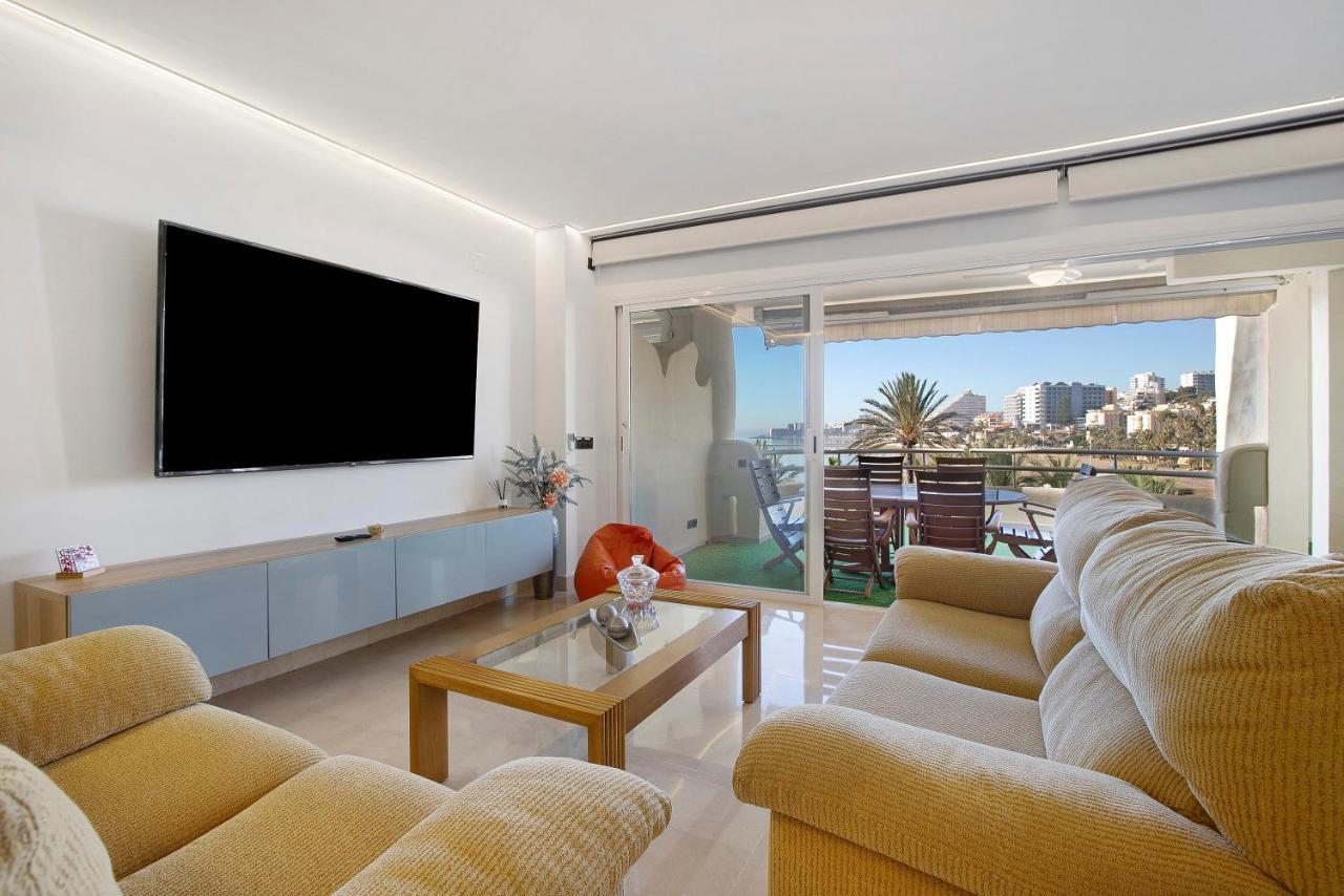 Luxury In Puerto Marina Apartment Benalmadena Bagian luar foto
